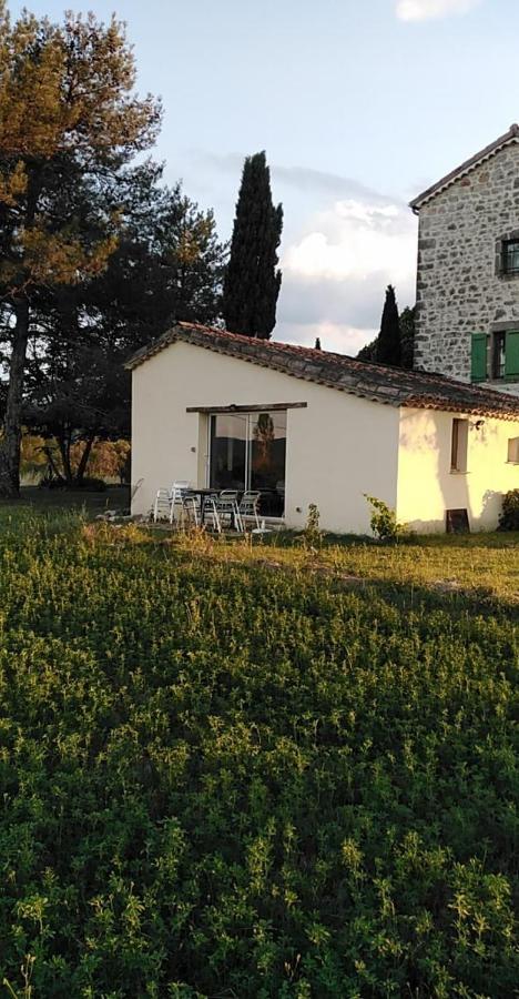 Les Loups Dans La Bergerie Bed & Breakfast Banne Exterior photo